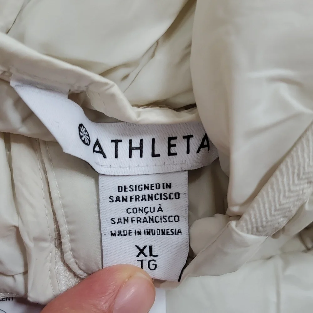Athleta Aire Puffer Jacket - Picture 6 of 6